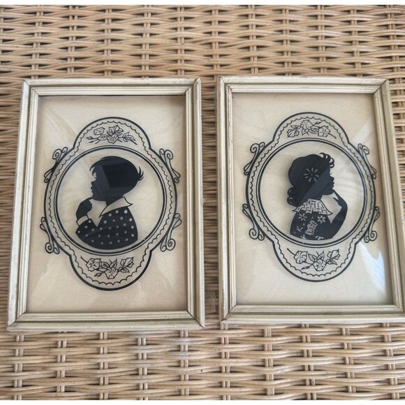 Vintage 40's Pair Reverse Painted Convex Glass Children Profile Bust Pictures - Picture 2 of 12